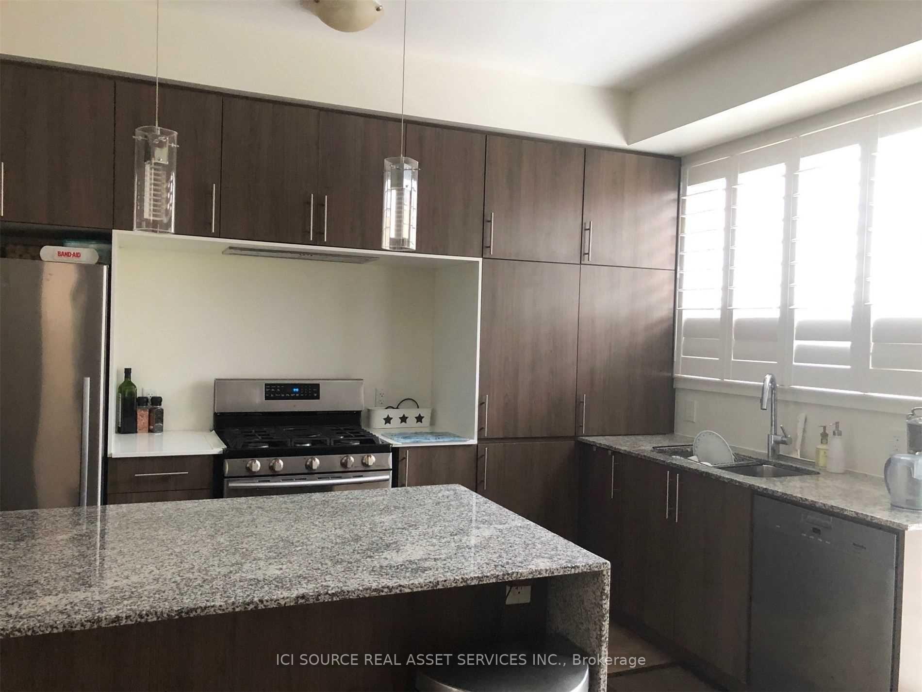 Photo 5 of 212 Squire Crescent, Oakville, Glenorchy — HOMEH