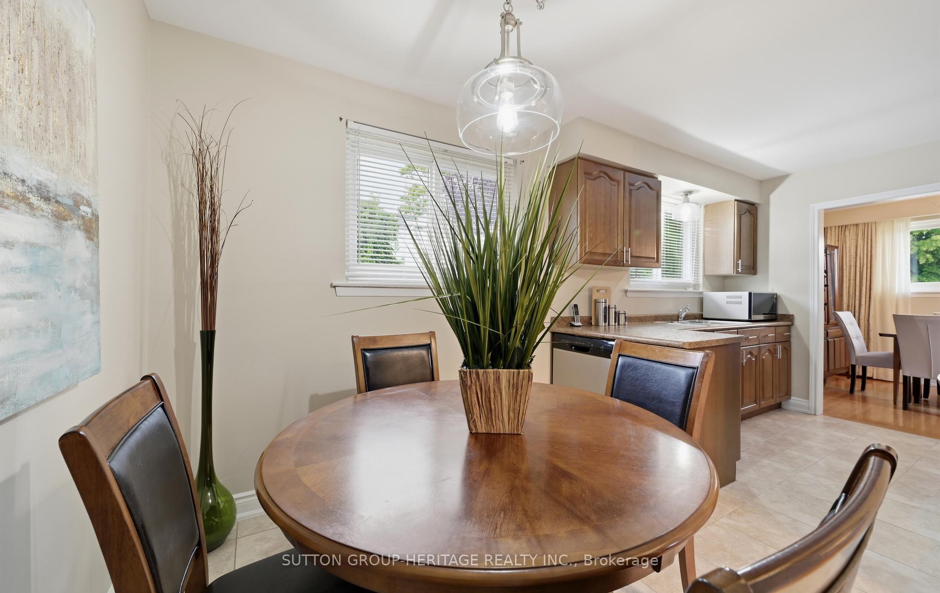 Photo 14 of 14 Gregory Road, Ajax, South East — HOMEH