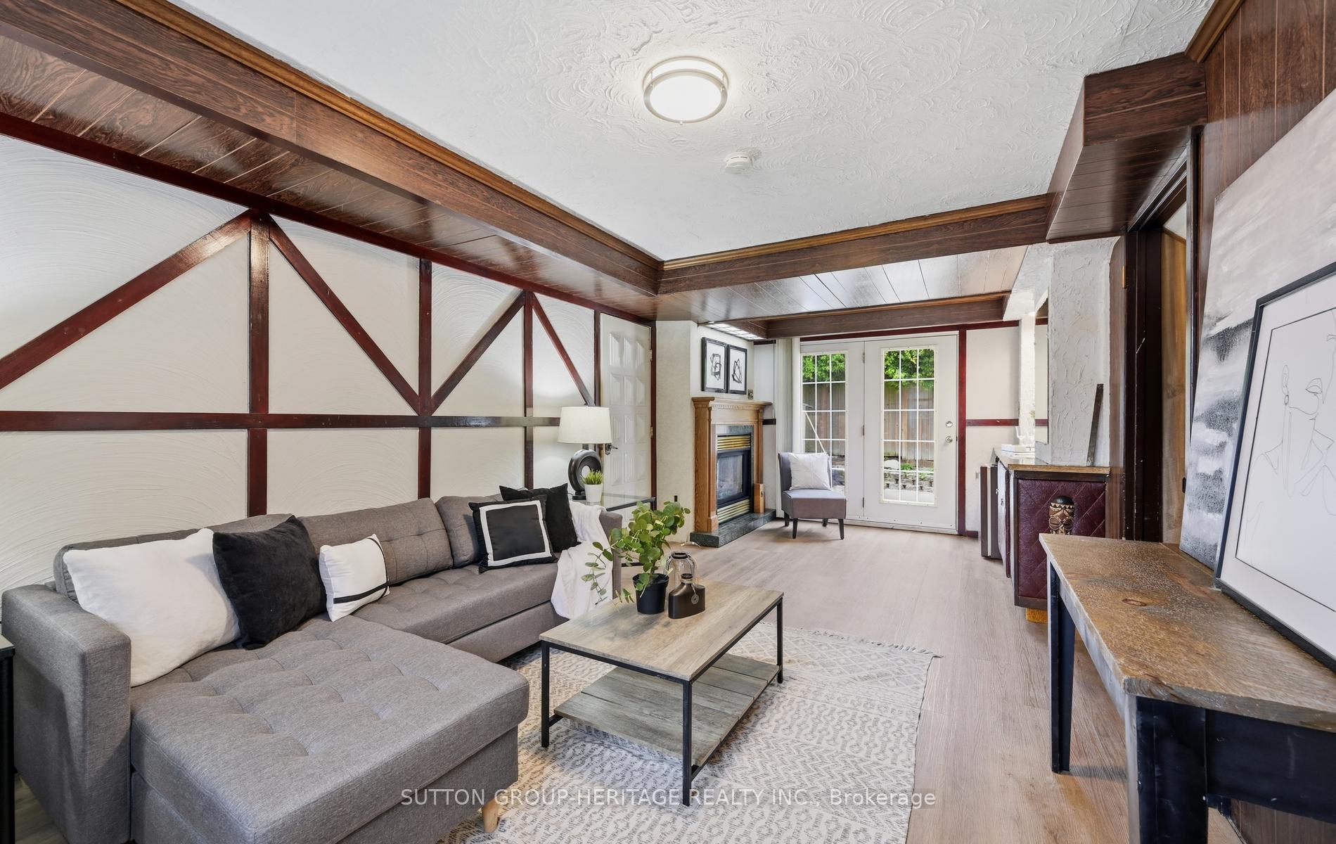 Photo 15 of 14 Gregory Road, Ajax, South East — HOMEH