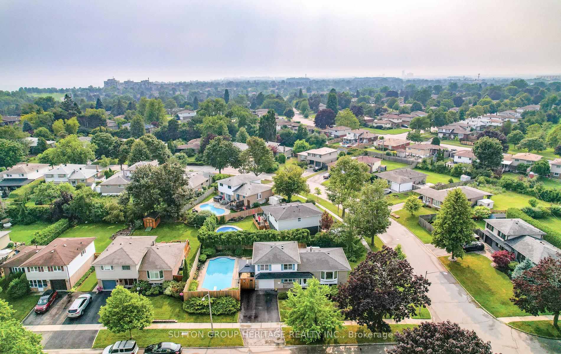 Photo 36 of 14 Gregory Road, Ajax, South East — HOMEH