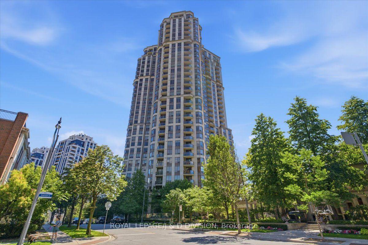 Front of Unit 828, 80 Harrison Garden Boulevard