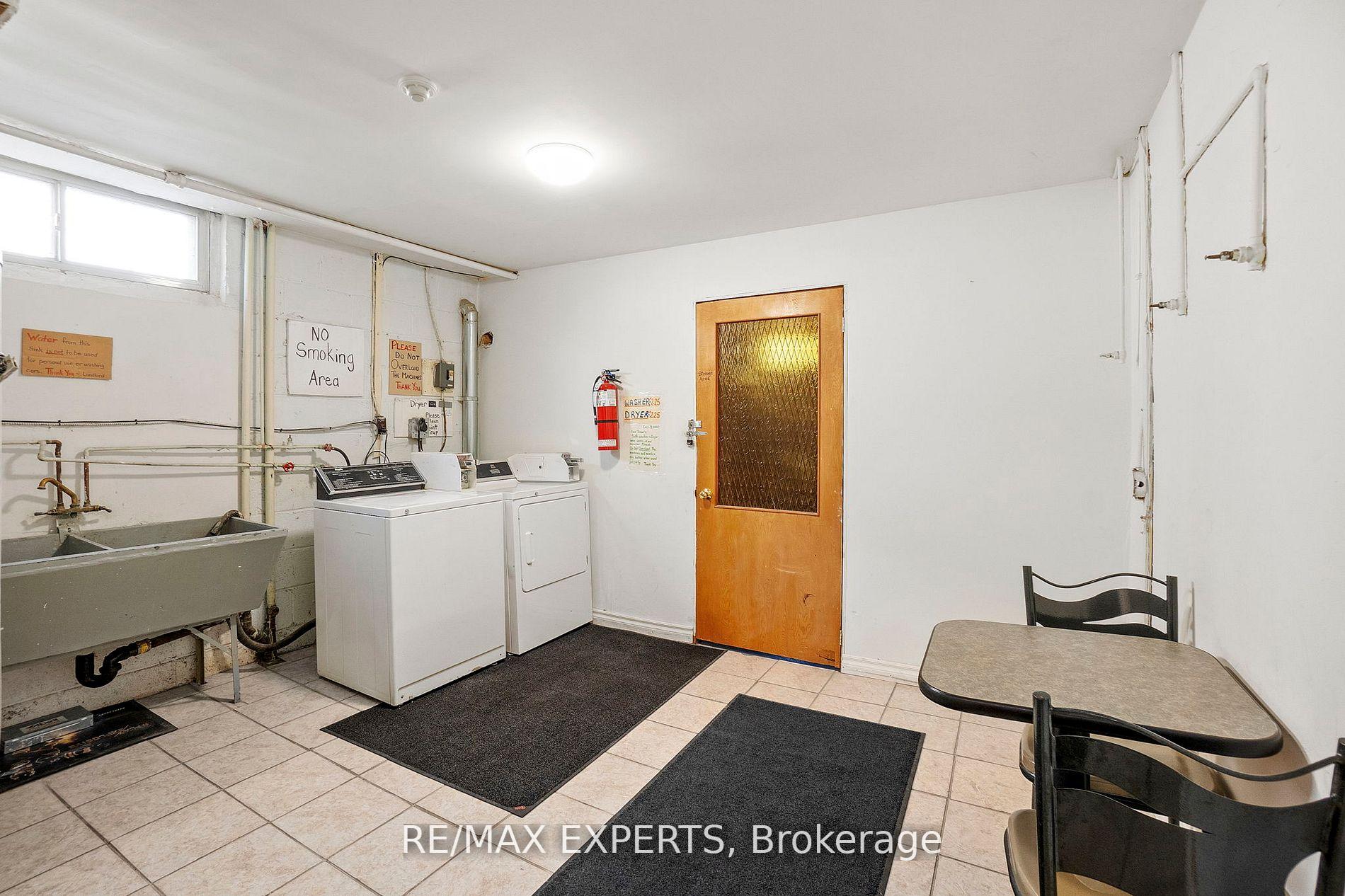 Photo 18 of Unit 101, 3261A Lakeshore Boulevard W, Etobicoke, Long Branch — HOMEH