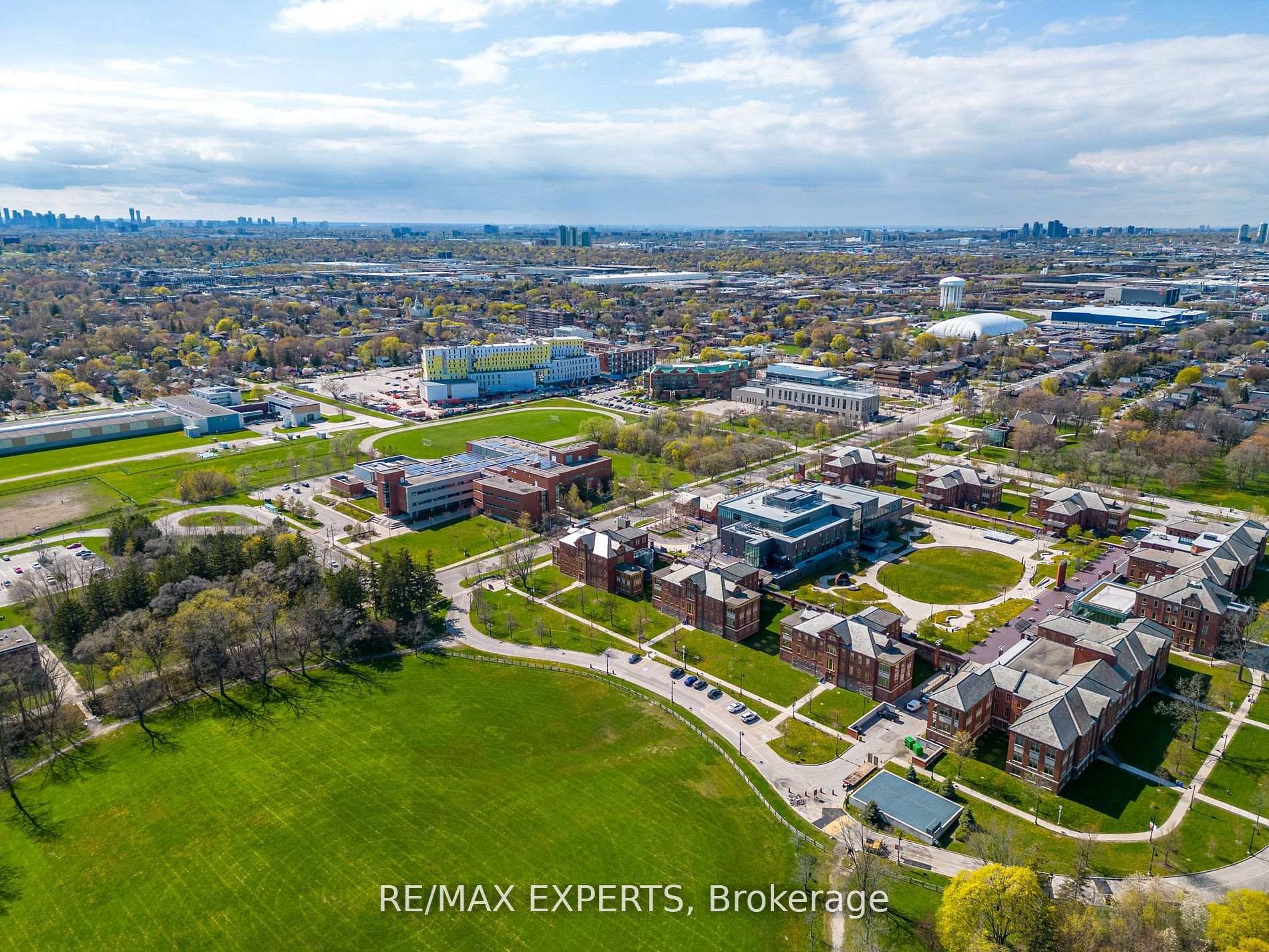 Photo 26 of Unit 101, 3261A Lakeshore Boulevard W, Etobicoke, Long Branch — HOMEH