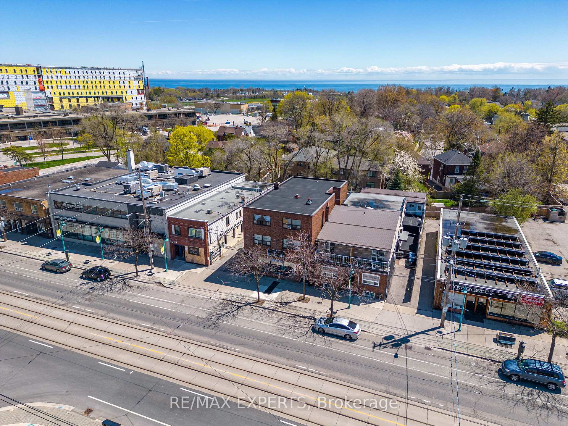 Photo 34 of Unit 101, 3261A Lakeshore Boulevard W, Etobicoke, Long Branch — HOMEH