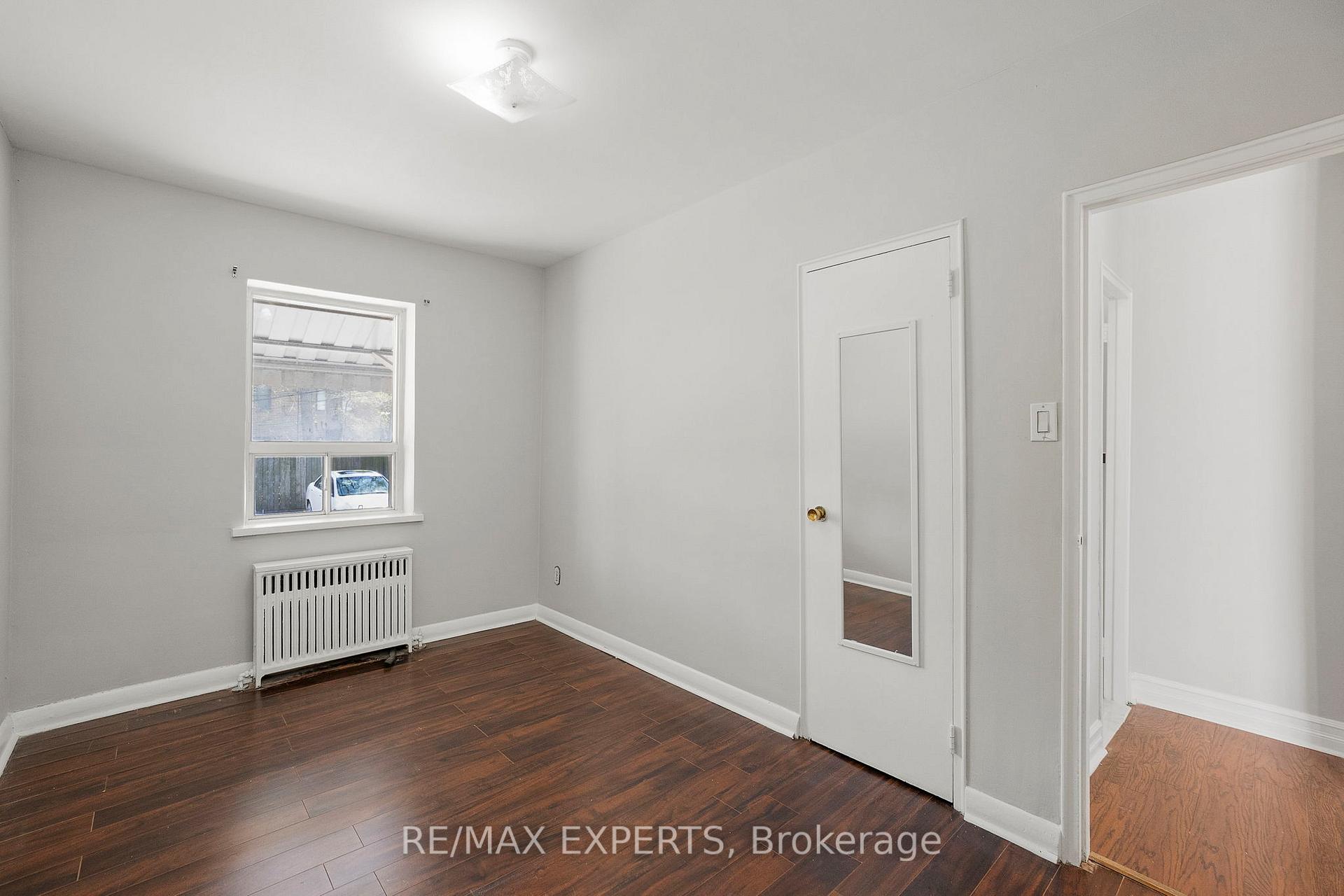 Photo 45 of Unit 101, 3261A Lakeshore Boulevard W, Etobicoke, Long Branch — HOMEH