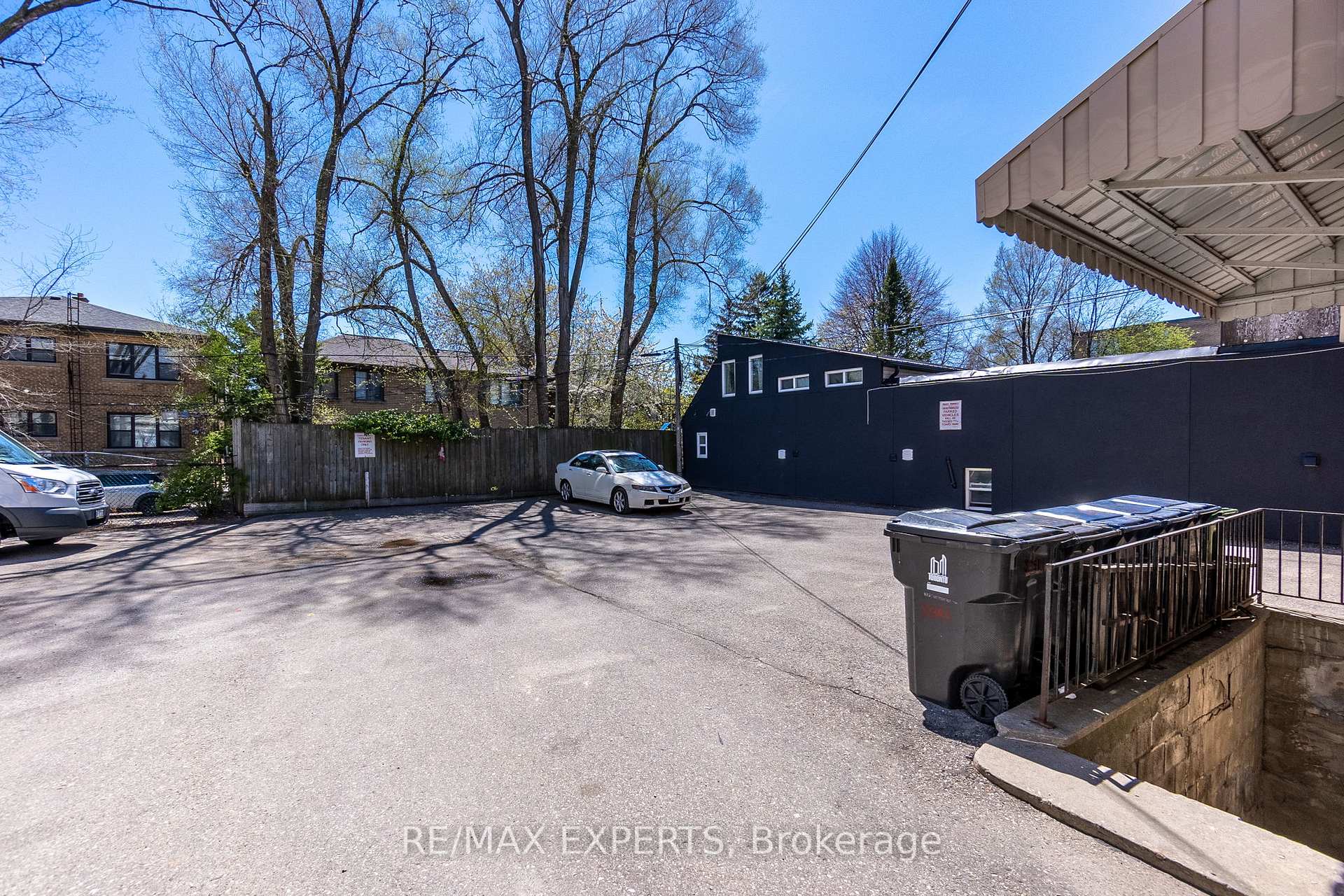 Photo 52 of Unit 101, 3261A Lakeshore Boulevard W, Etobicoke, Long Branch — HOMEH