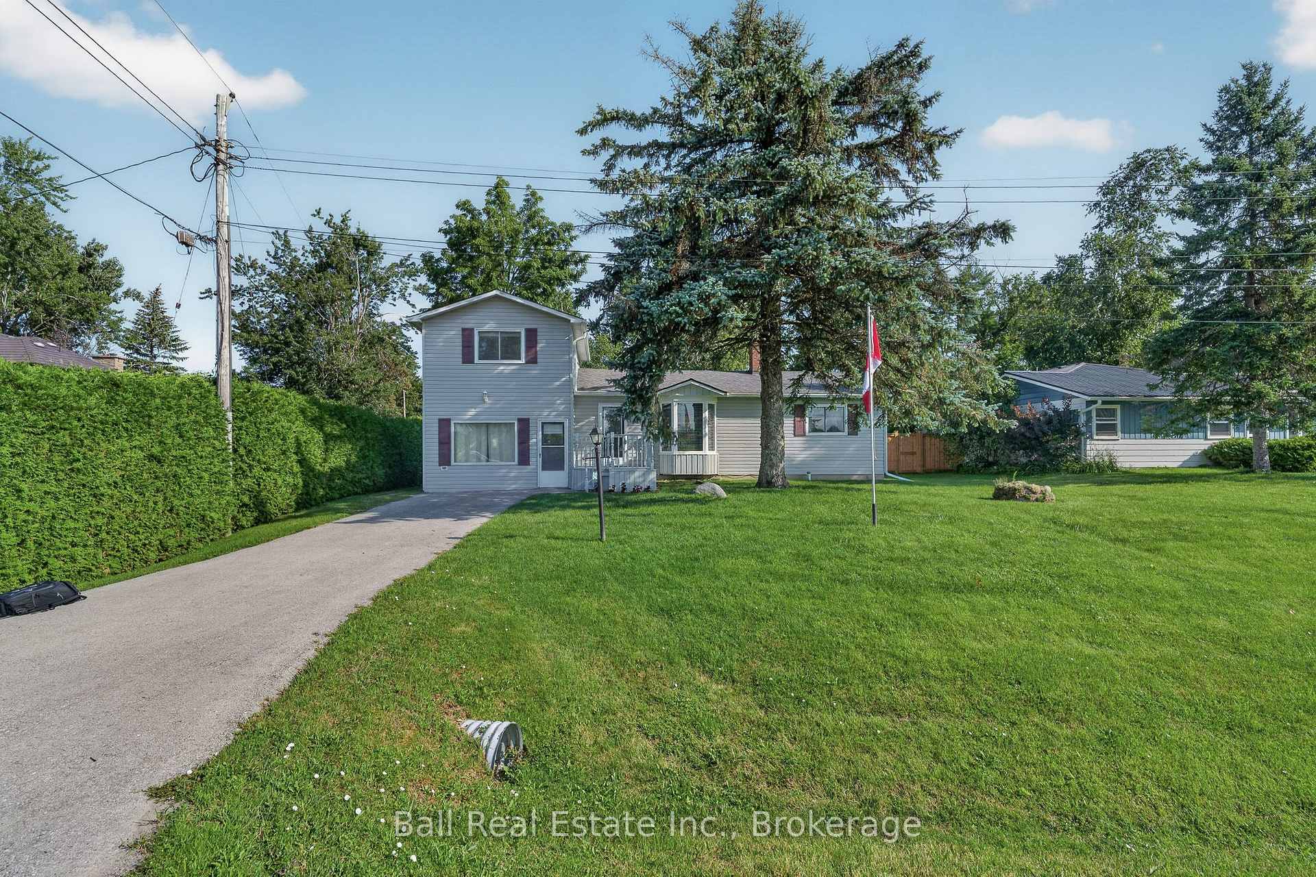 Photo 2 of 42 Maplewood Avenue, Brock, Beaverton — HOMEH