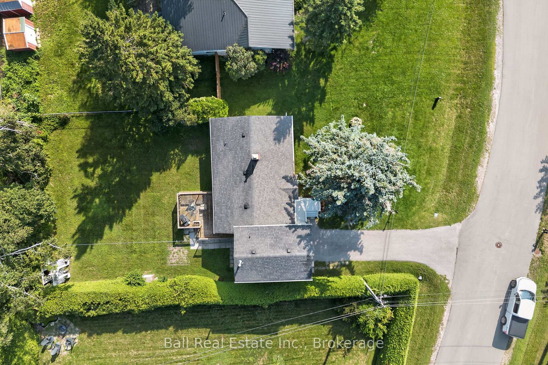 Photo 7 of 42 Maplewood Avenue, Brock, Beaverton — HOMEH