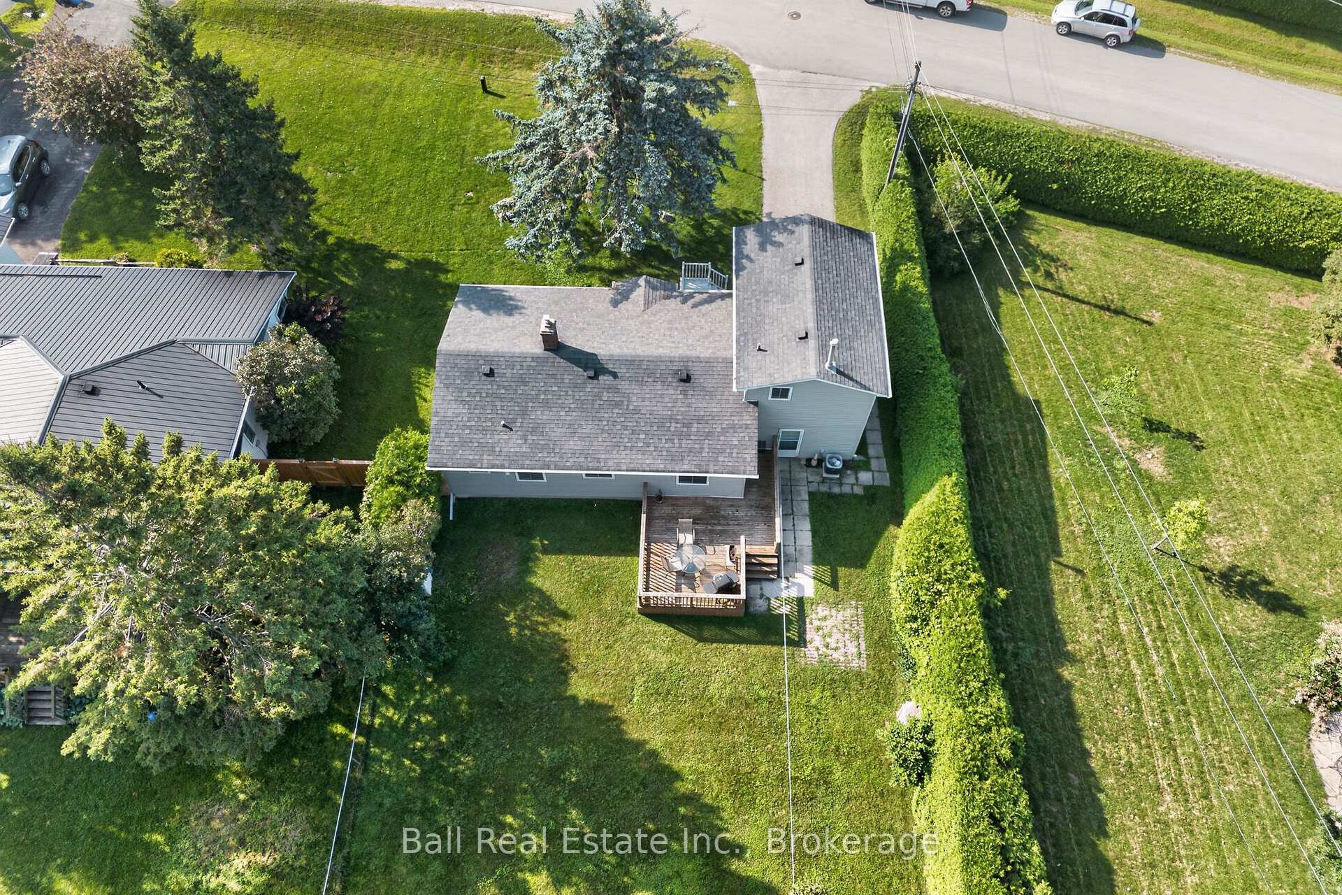 Photo 8 of 42 Maplewood Avenue, Brock, Beaverton — HOMEH