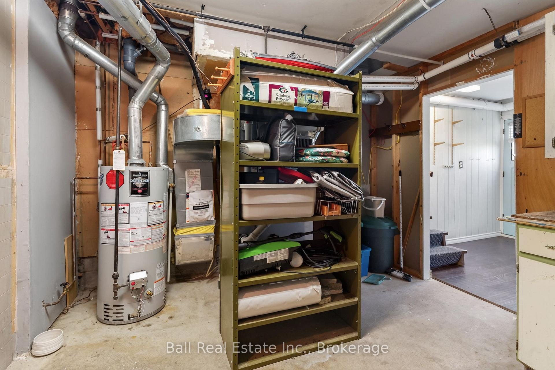 Photo 24 of 42 Maplewood Avenue, Brock, Beaverton — HOMEH