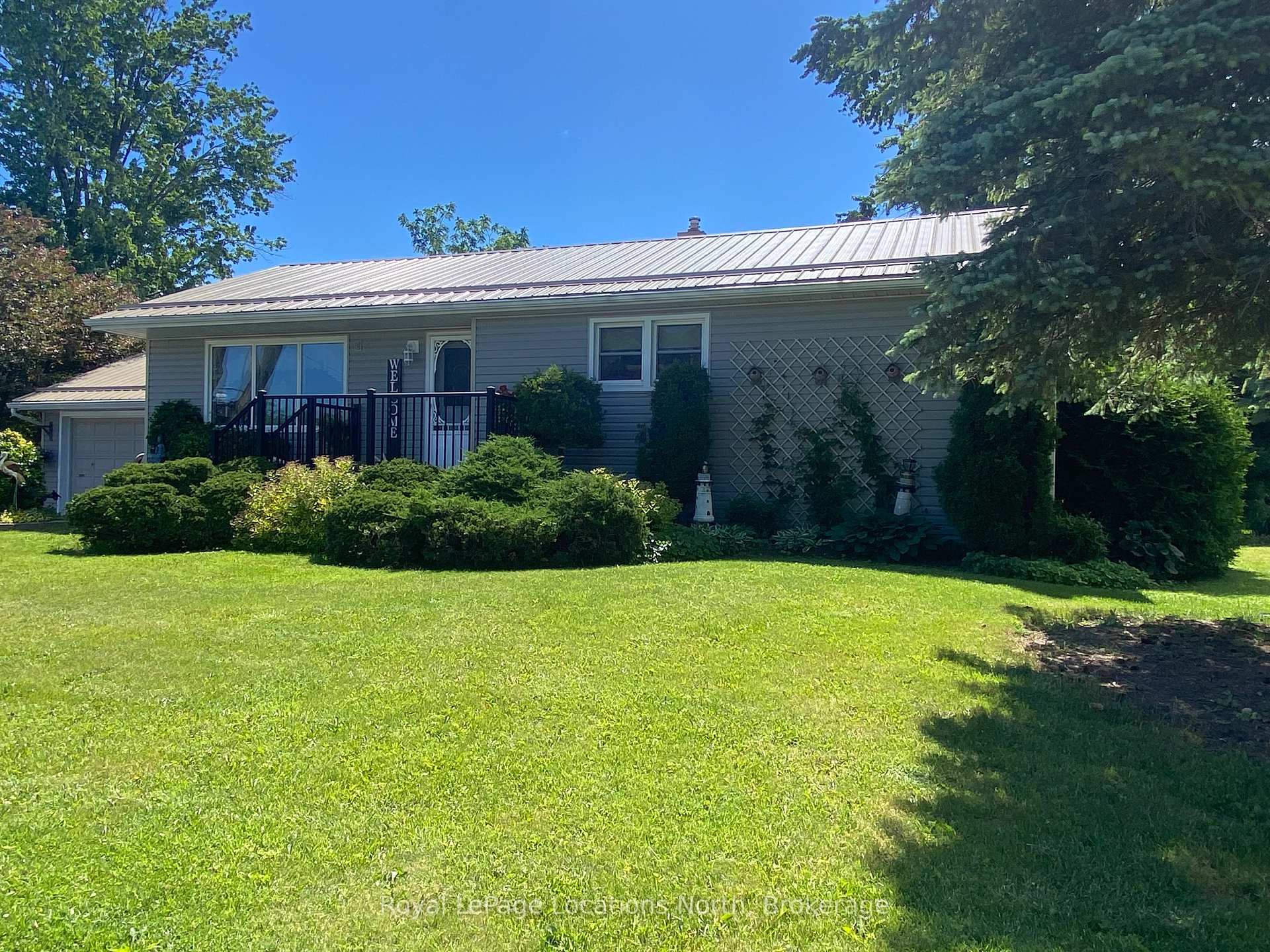 Photo 1 of 227 Superior Street, Clearview, Stayner — HOMEH