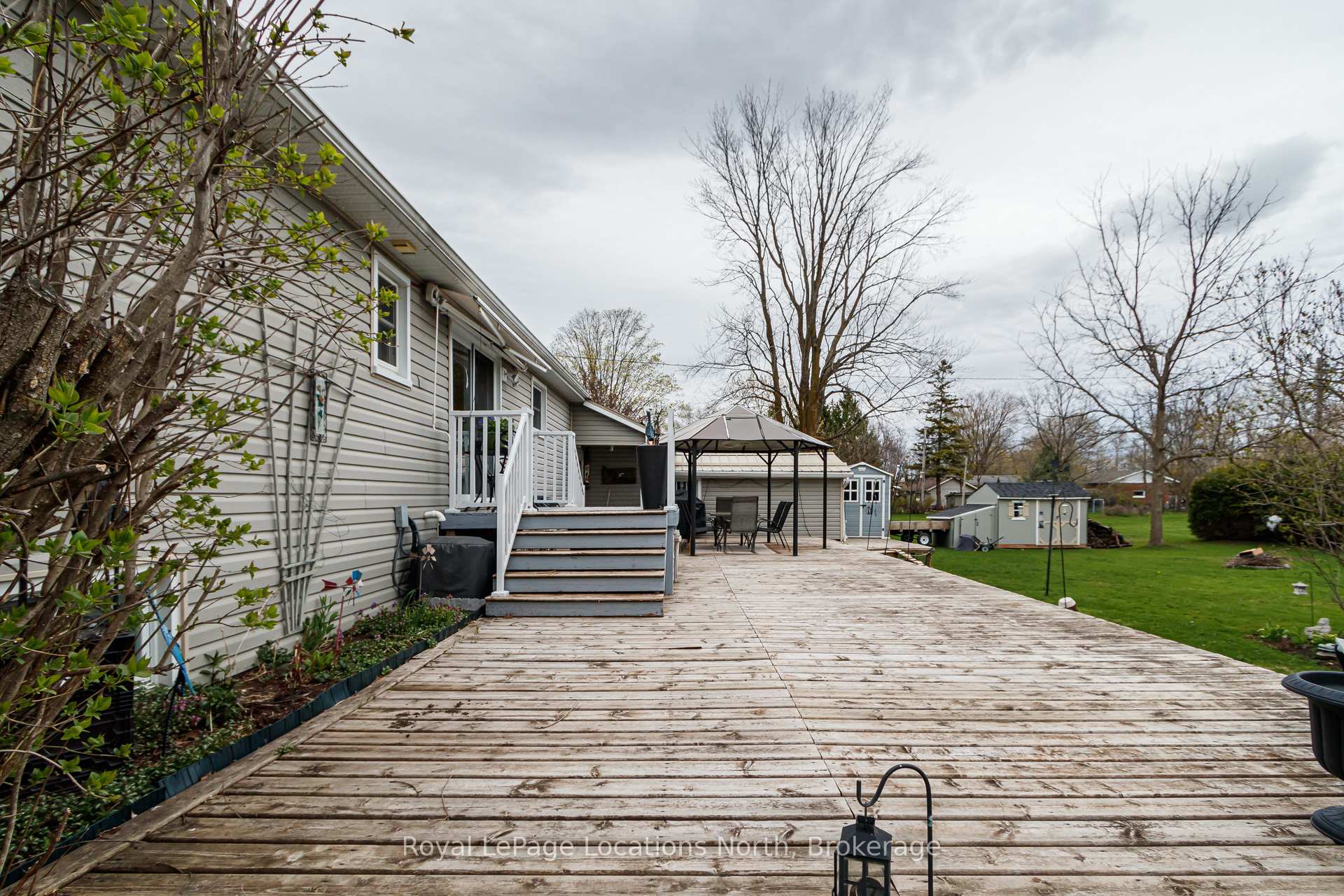 Photo 13 of 227 Superior Street, Clearview, Stayner — HOMEH