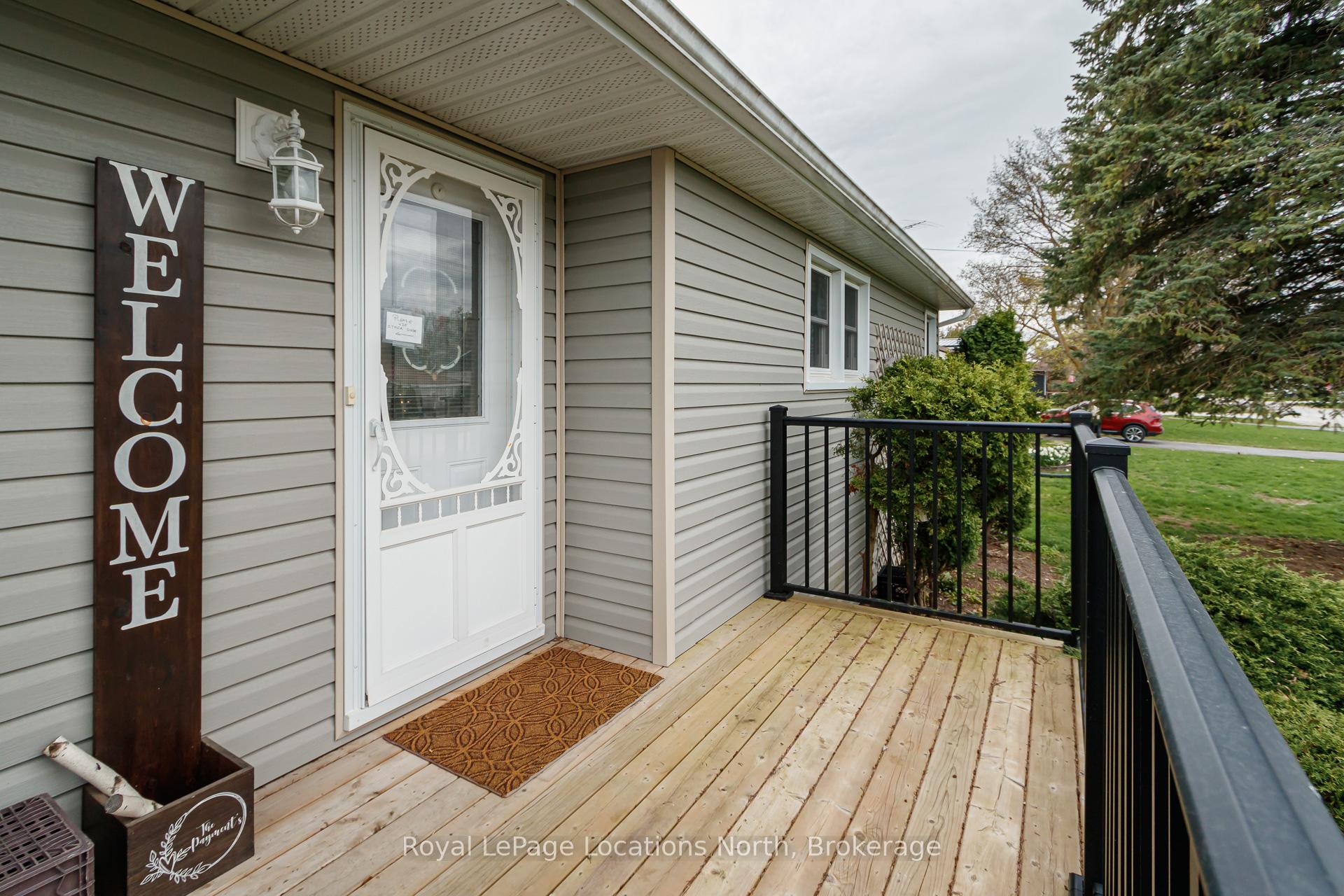 Photo 17 of 227 Superior Street, Clearview, Stayner — HOMEH