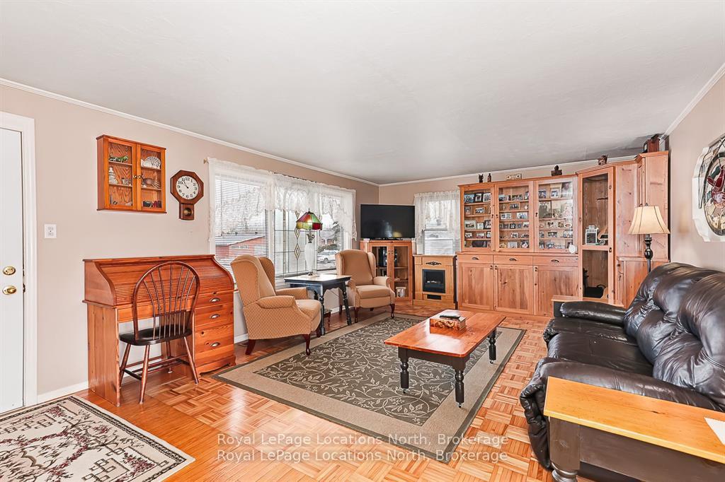 Photo 21 of 227 Superior Street, Clearview, Stayner — HOMEH