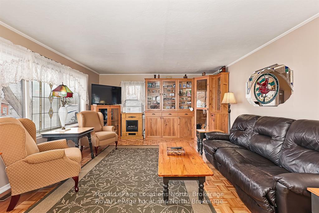 Photo 23 of 227 Superior Street, Clearview, Stayner — HOMEH
