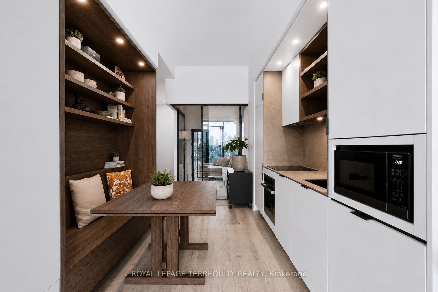 Photo 8 of Unit 1804, 55 Charles Street E, Toronto, Church-Yonge Corridor — HOMEH