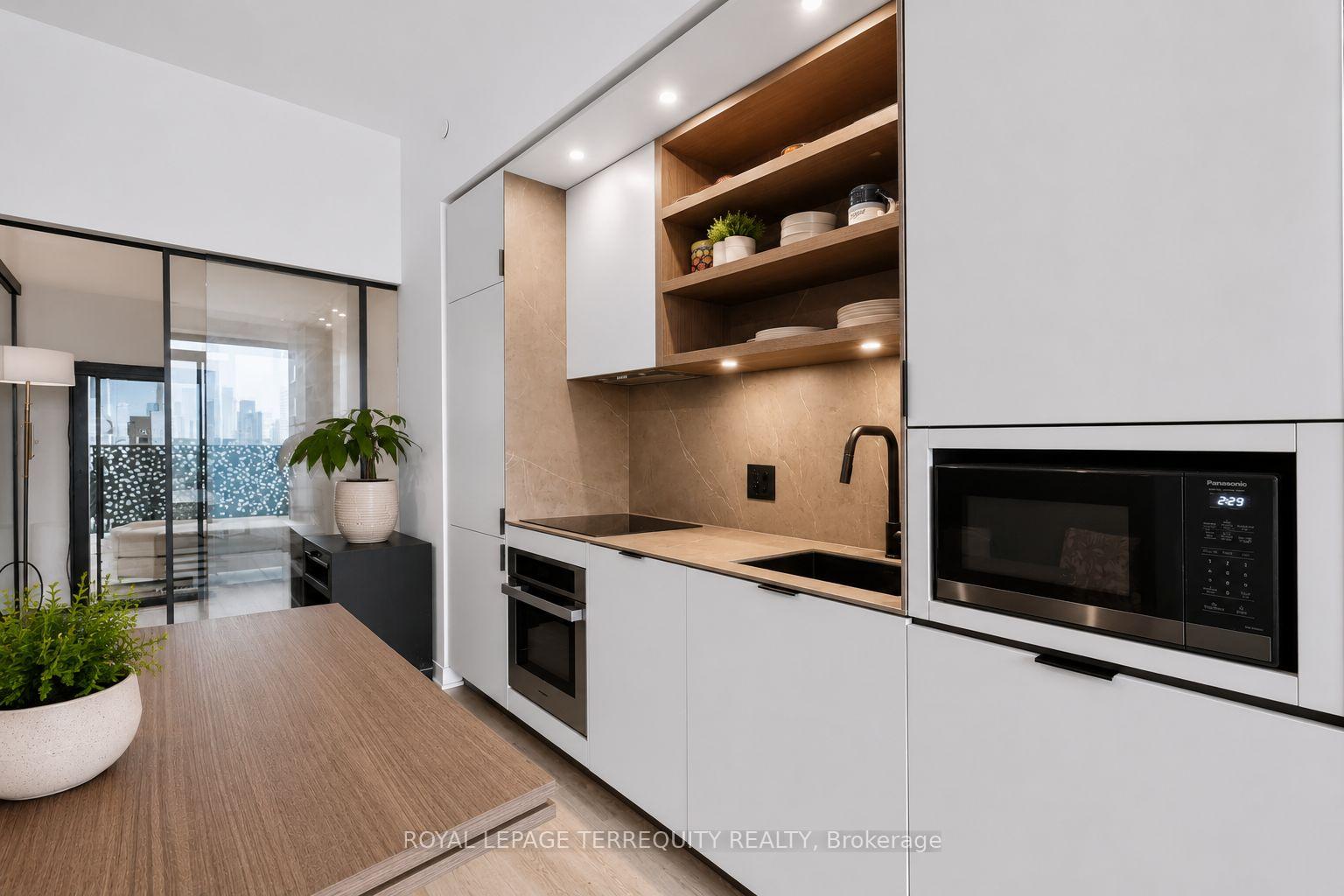 Photo 11 of Unit 1804, 55 Charles Street E, Toronto, Church-Yonge Corridor — HOMEH