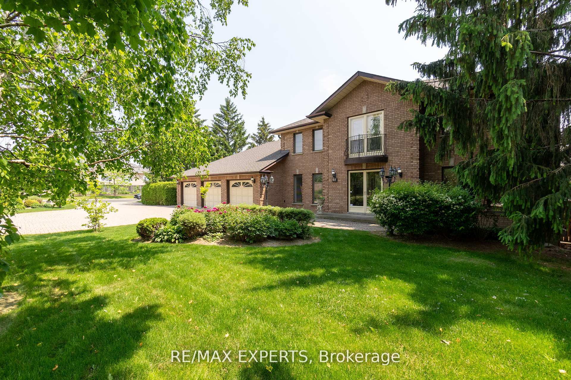 Photo 5 of 80 Colucci Drive, Vaughan, East Woodbridge — HOMEH