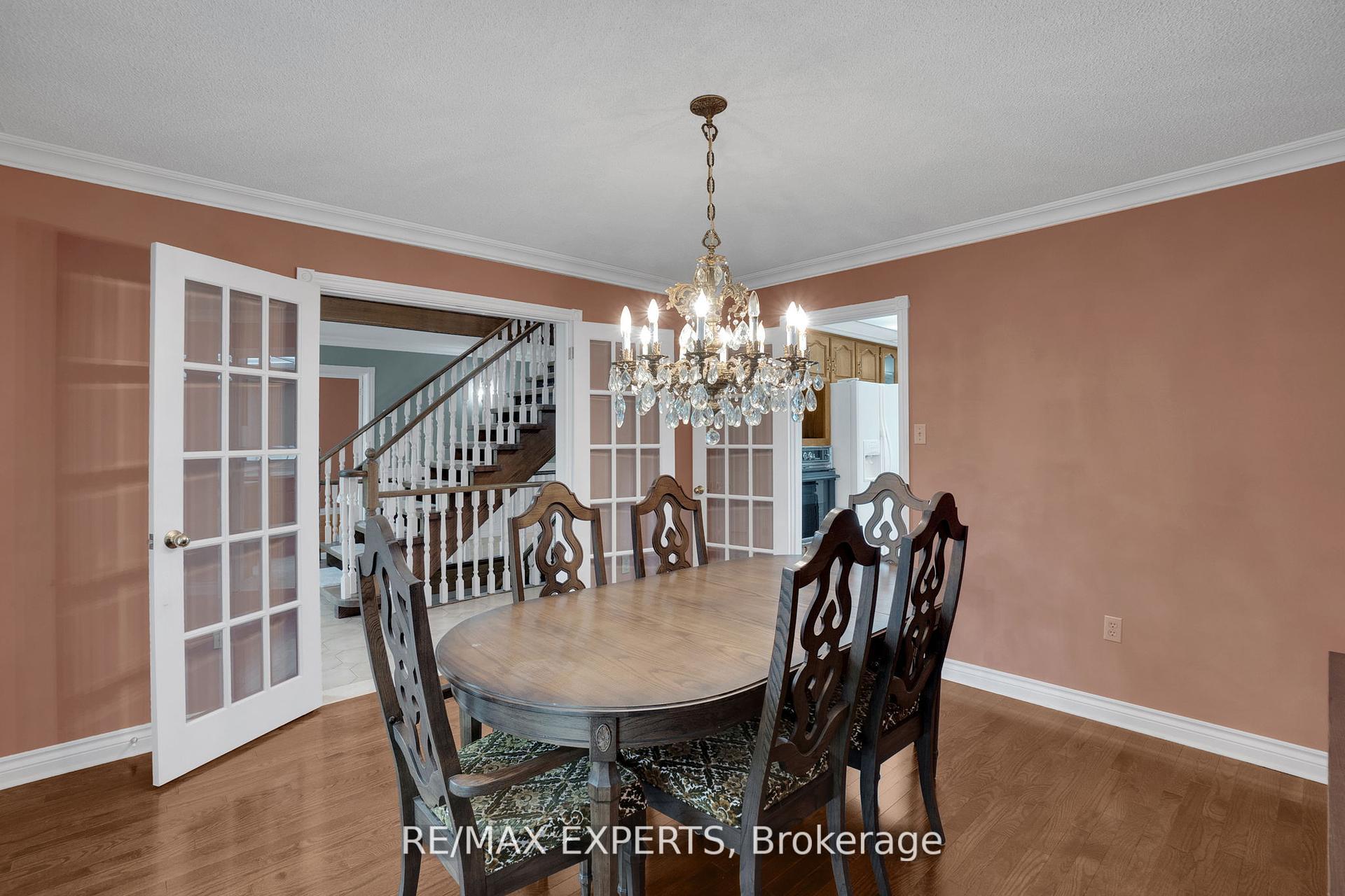 Photo 10 of 80 Colucci Drive, Vaughan, East Woodbridge — HOMEH