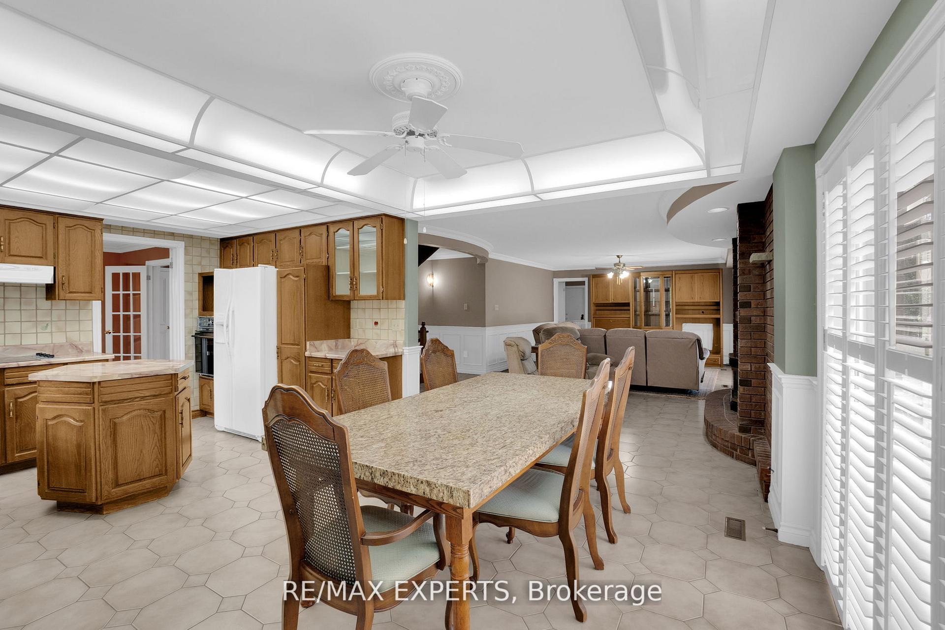 Photo 16 of 80 Colucci Drive, Vaughan, East Woodbridge — HOMEH