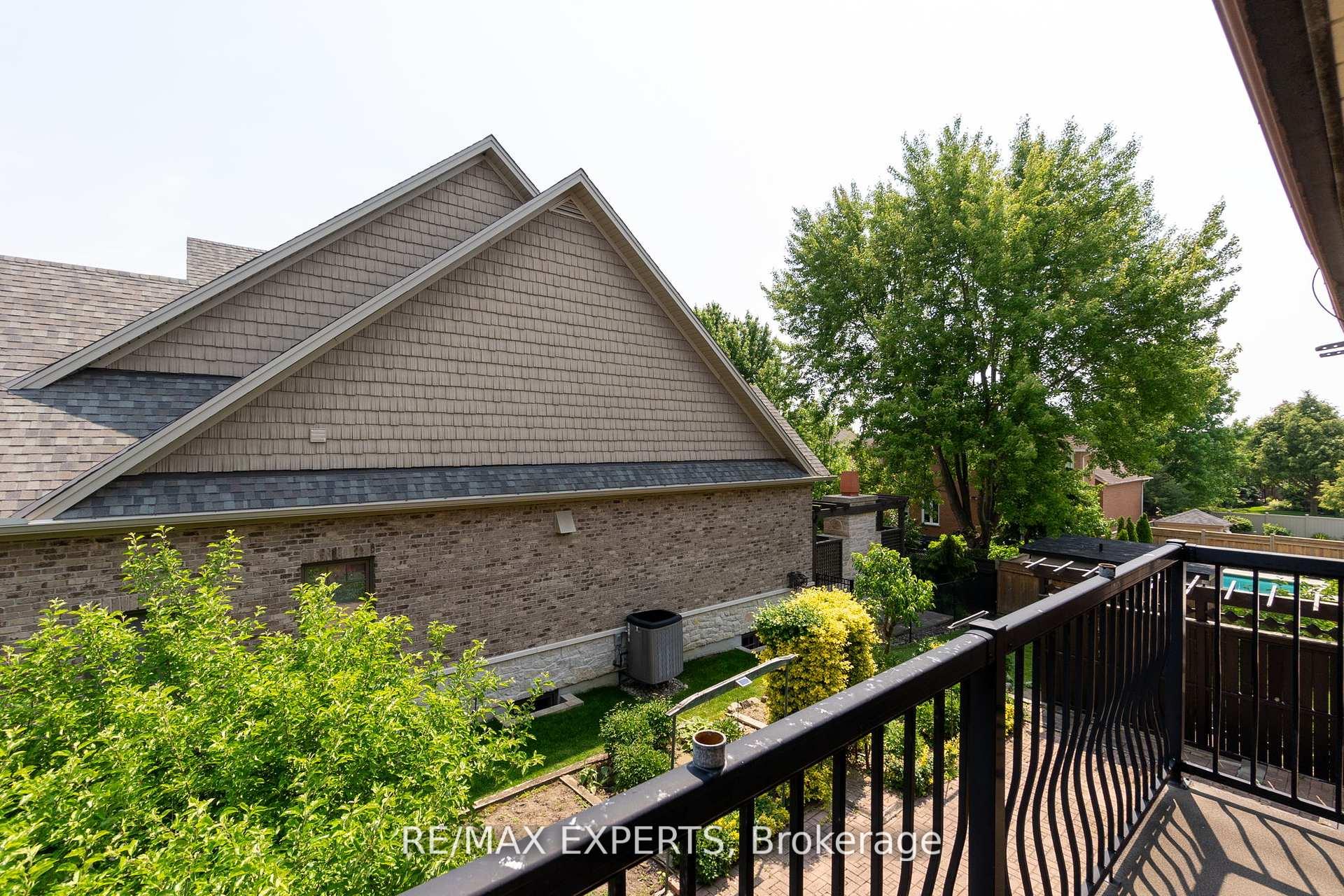 Photo 36 of 80 Colucci Drive, Vaughan, East Woodbridge — HOMEH