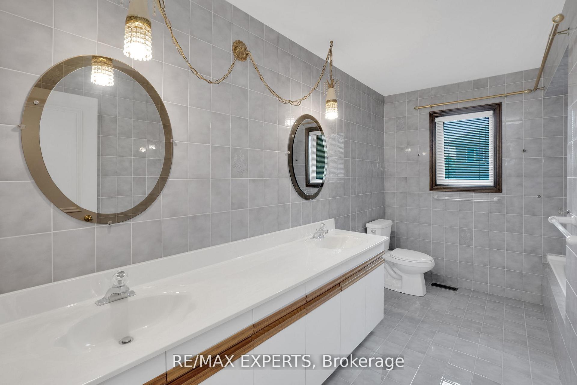 Photo 40 of 80 Colucci Drive, Vaughan, East Woodbridge — HOMEH