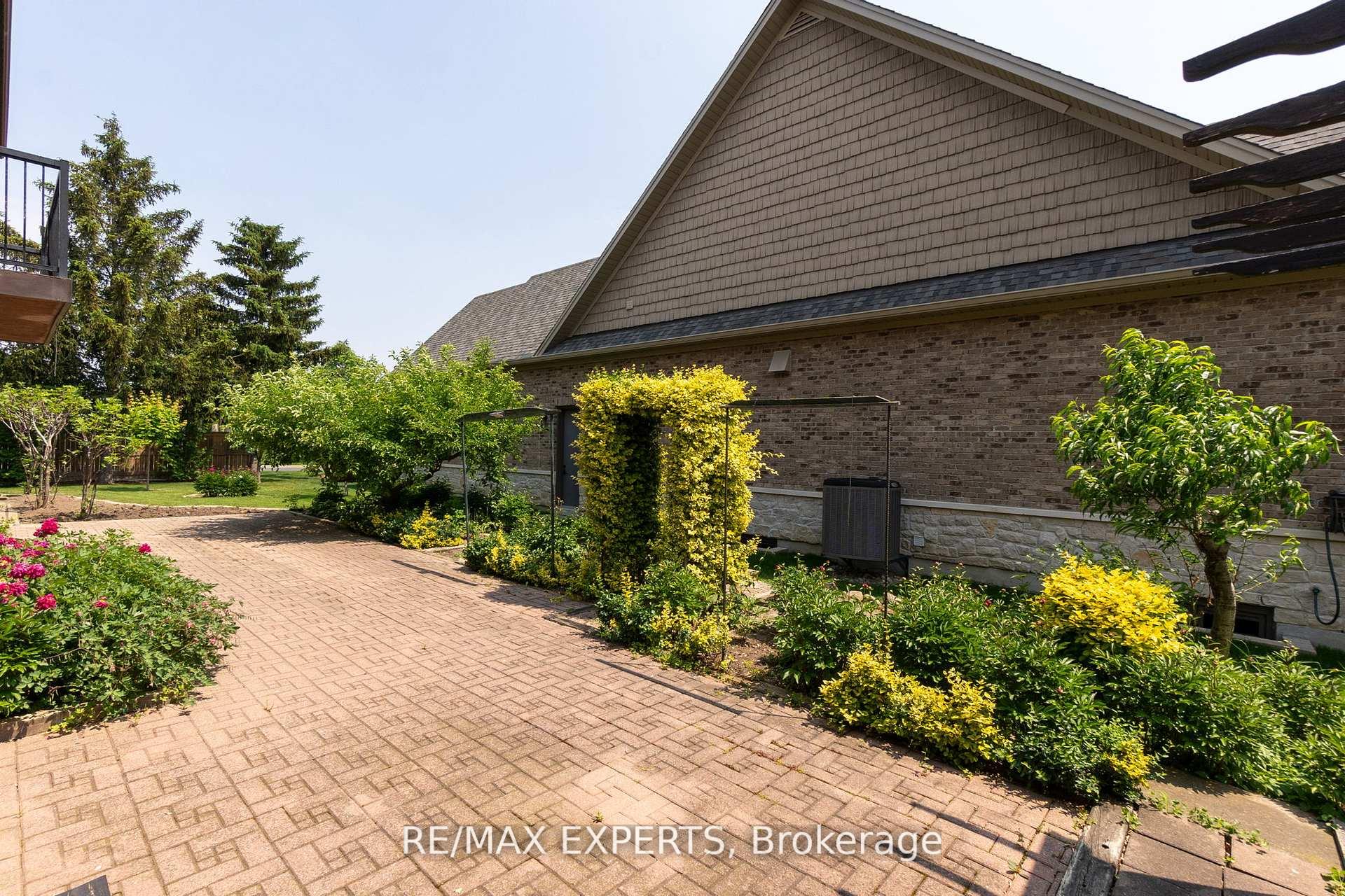 Photo 45 of 80 Colucci Drive, Vaughan, East Woodbridge — HOMEH