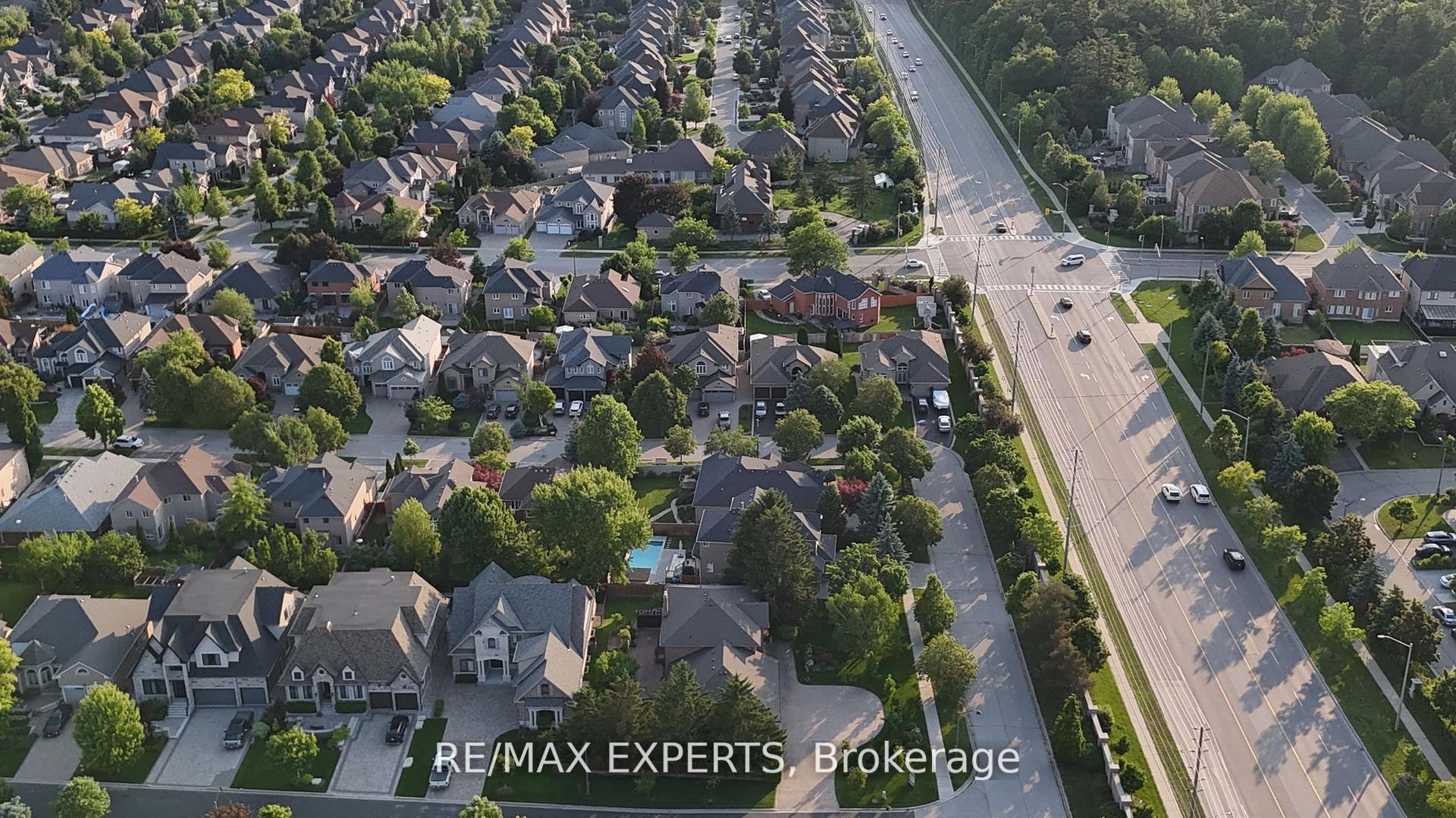 Photo 48 of 80 Colucci Drive, Vaughan, East Woodbridge — HOMEH