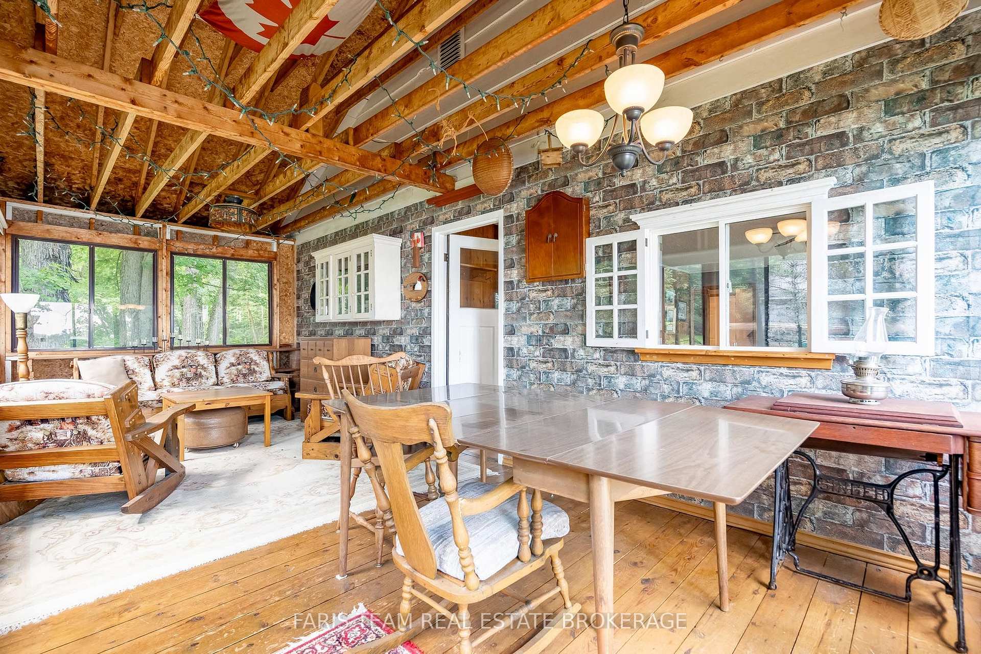 Photo 11 of 98 McLeish Drive, Kawartha Lakes, Dalton — HOMEH