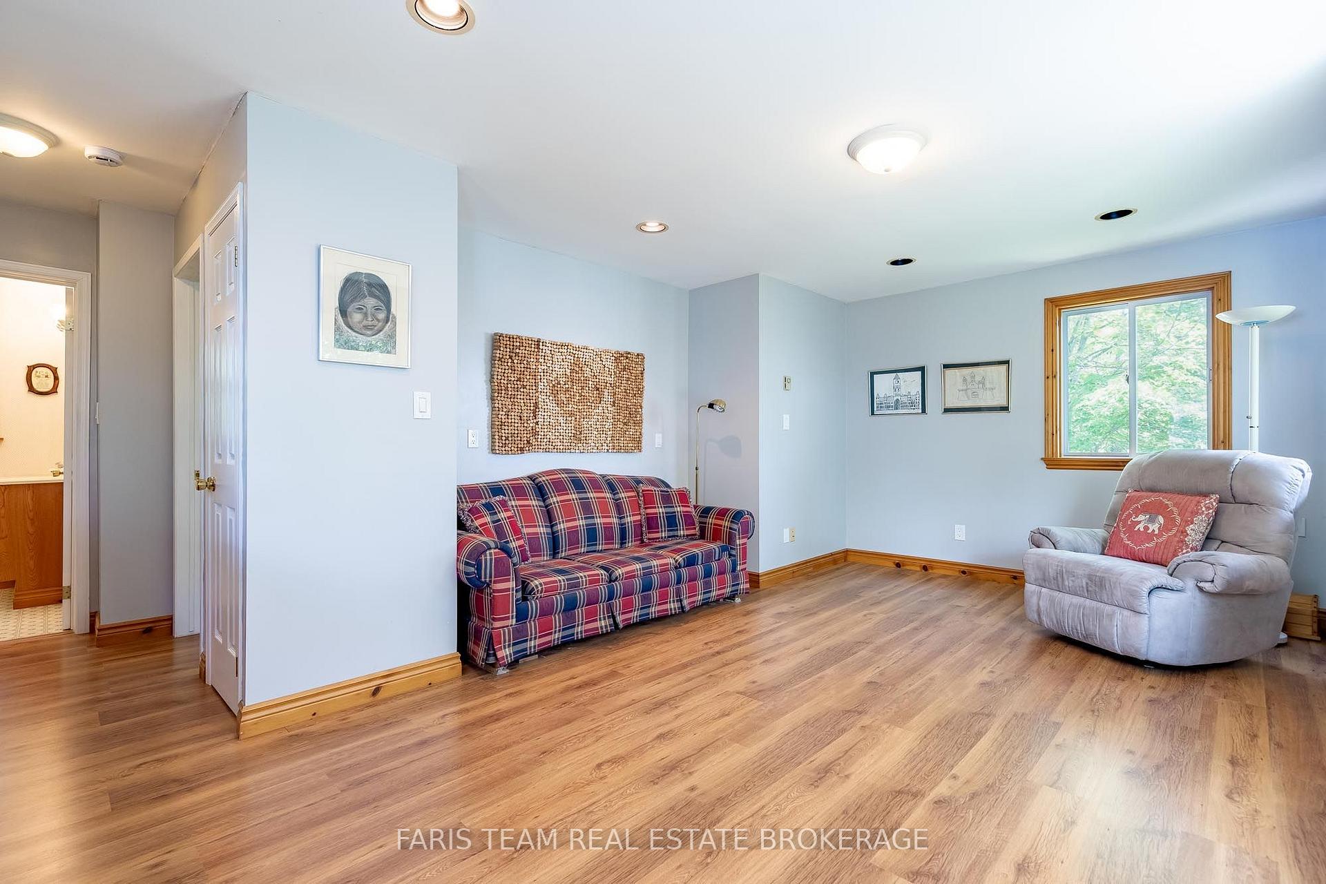 Photo 16 of 98 McLeish Drive, Kawartha Lakes, Dalton — HOMEH