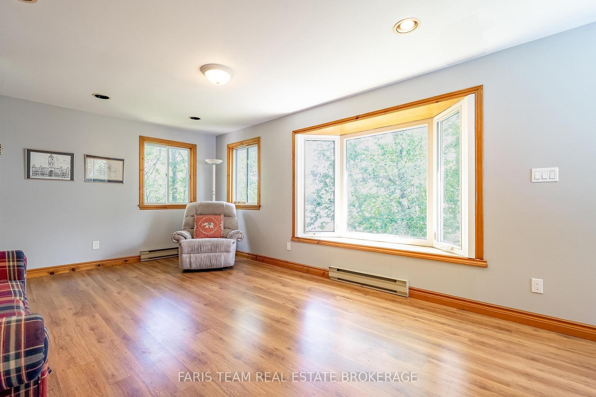 Photo 17 of 98 McLeish Drive, Kawartha Lakes, Dalton — HOMEH
