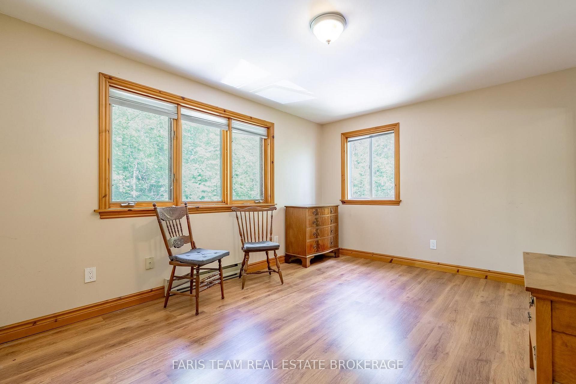 Photo 19 of 98 McLeish Drive, Kawartha Lakes, Dalton — HOMEH