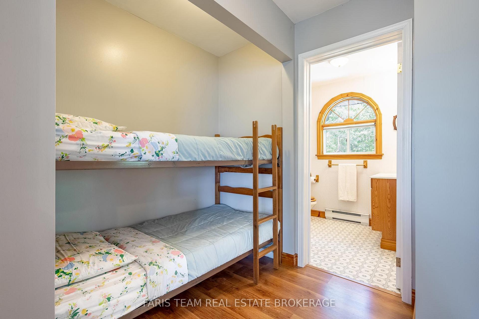Photo 20 of 98 McLeish Drive, Kawartha Lakes, Dalton — HOMEH
