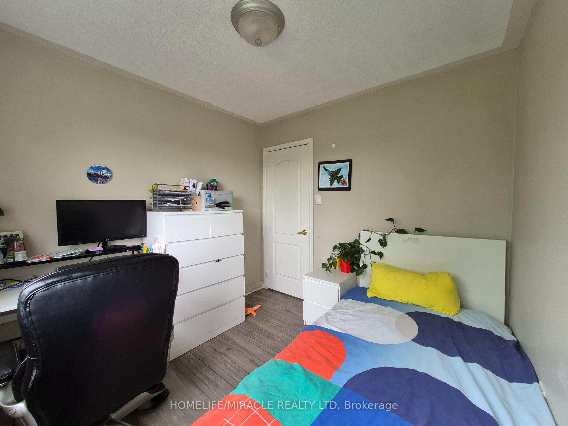 Photo 26 of 2237 Prescott Place, Burlington, Orchard — HOMEH
