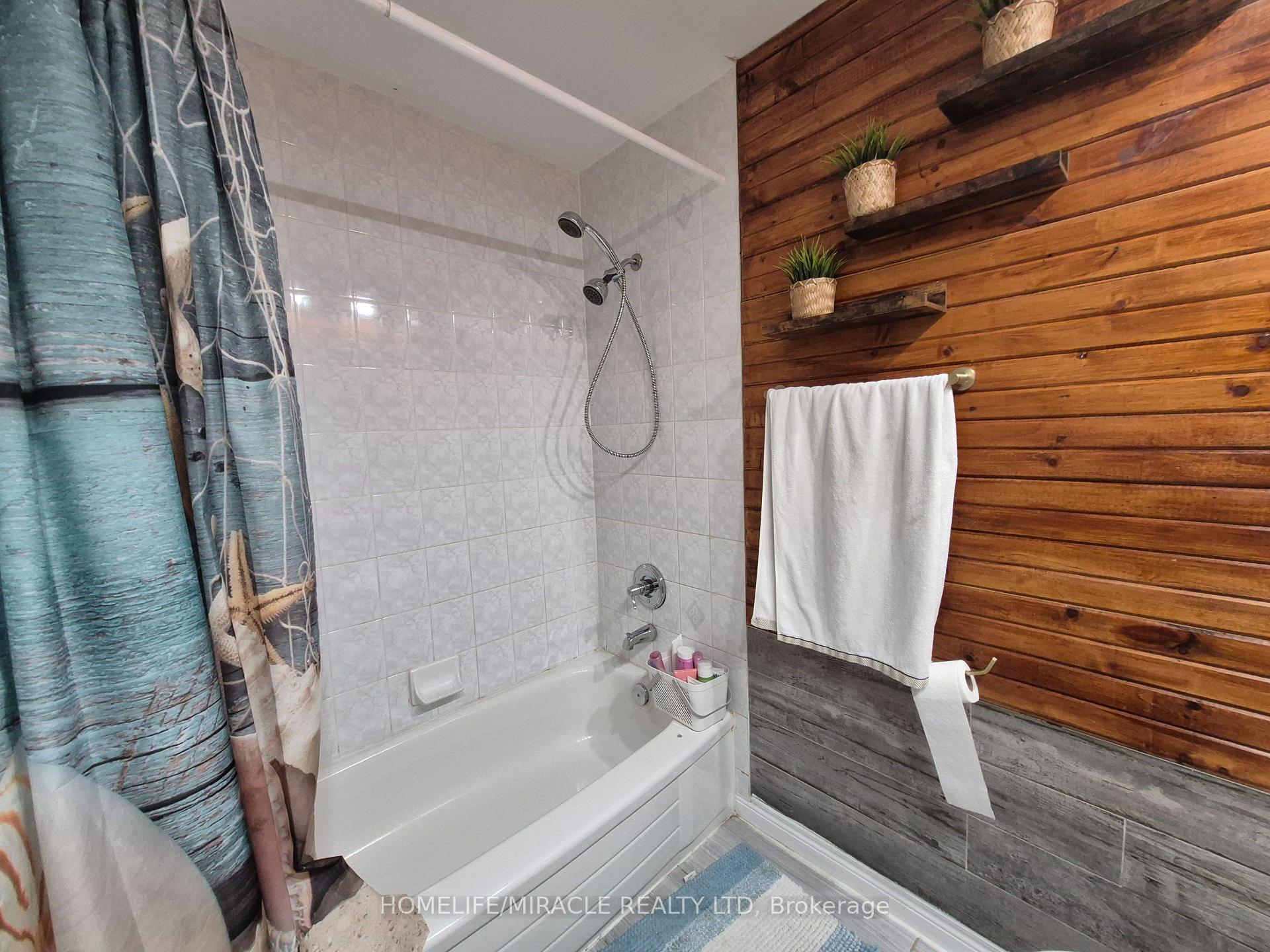 Photo 31 of 2237 Prescott Place, Burlington, Orchard — HOMEH