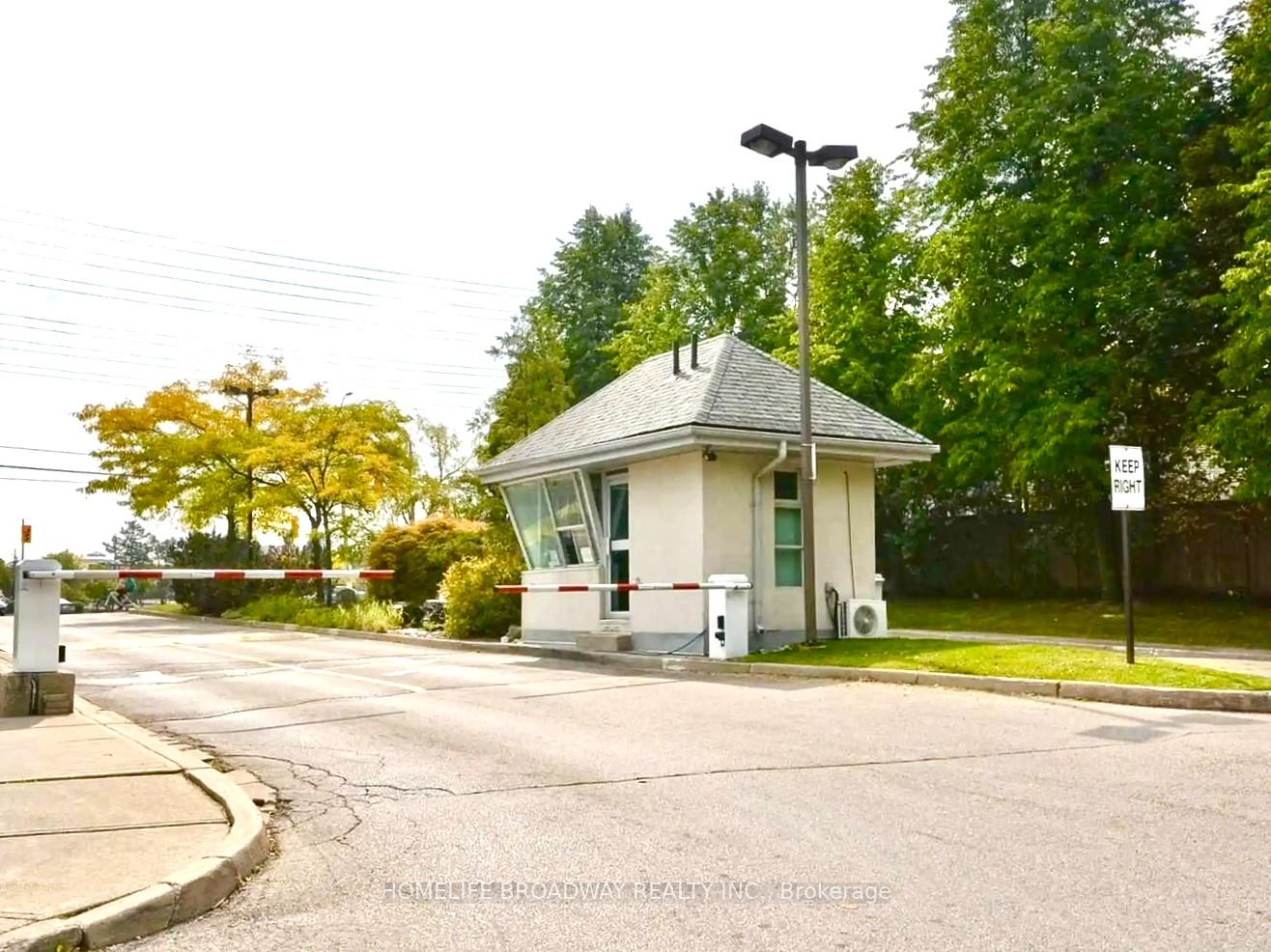 Photo 8 of Unit 1702, 2177 Burnhamthorpe Road W, Mississauga, Erin Mills — HOMEH