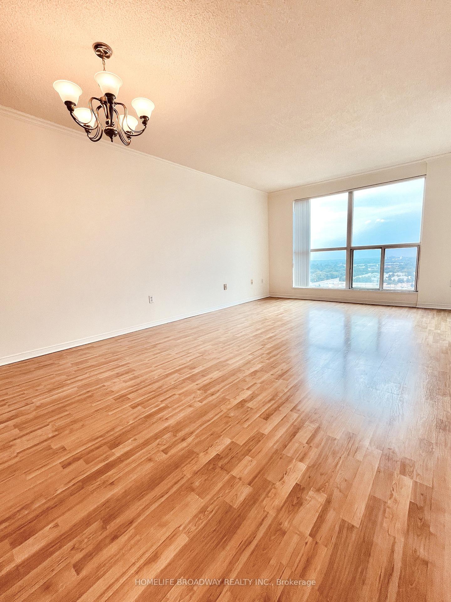 Photo 11 of Unit 1702, 2177 Burnhamthorpe Road W, Mississauga, Erin Mills — HOMEH