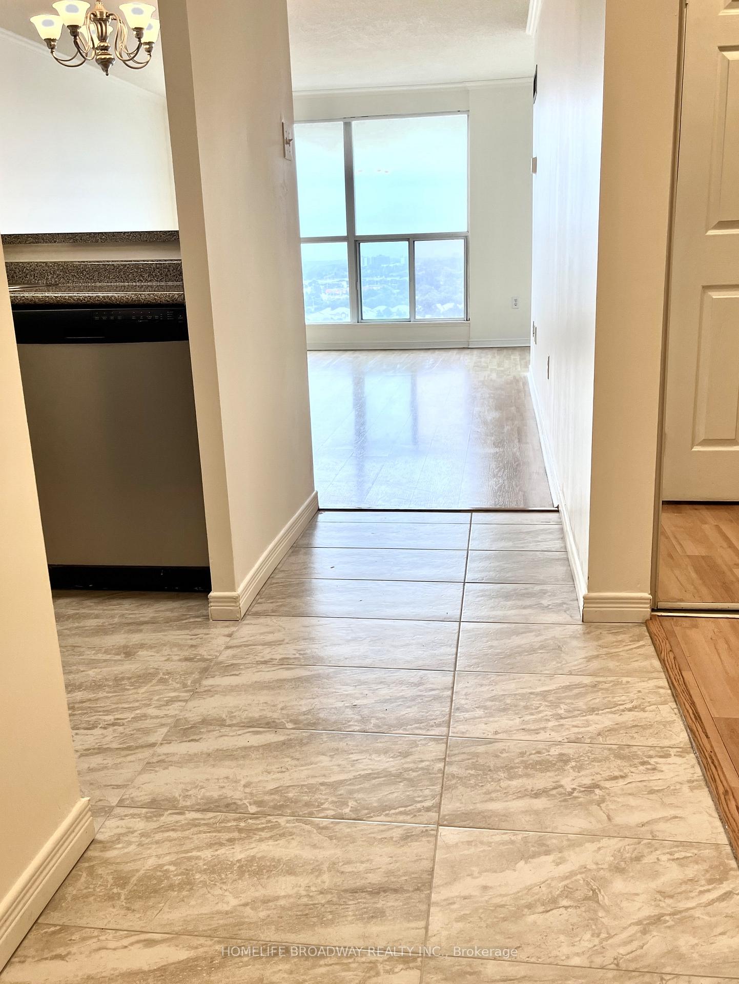 Photo 13 of Unit 1702, 2177 Burnhamthorpe Road W, Mississauga, Erin Mills — HOMEH