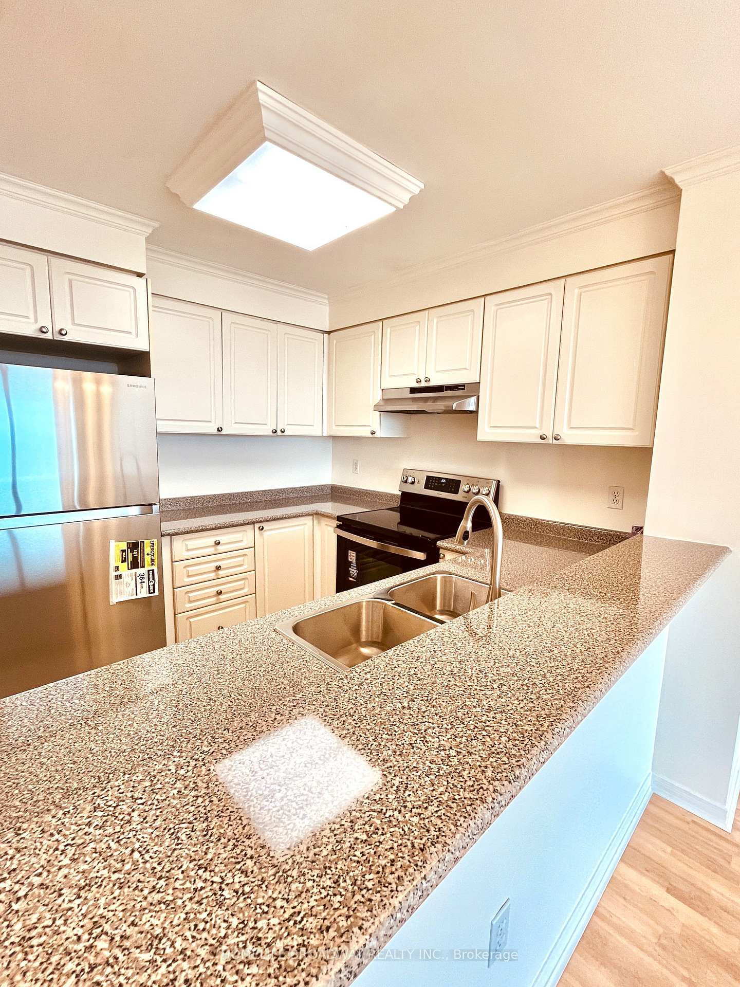 Photo 26 of Unit 1702, 2177 Burnhamthorpe Road W, Mississauga, Erin Mills — HOMEH