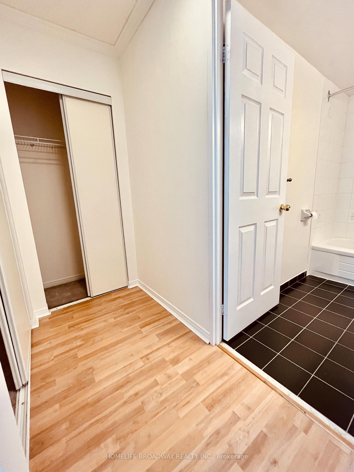 Photo 36 of Unit 1702, 2177 Burnhamthorpe Road W, Mississauga, Erin Mills — HOMEH