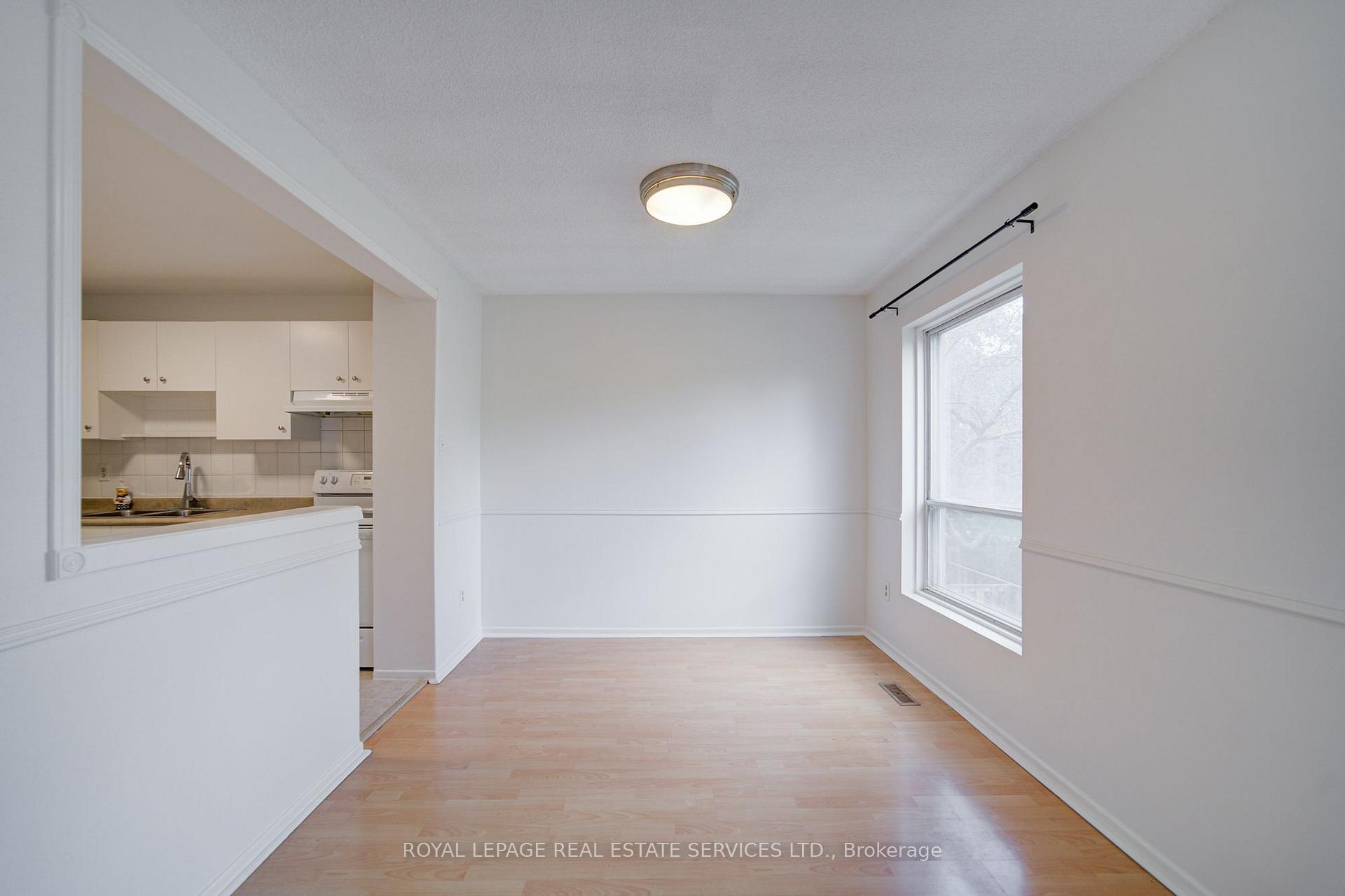 Photo 10 of Unit 4, 3500 Glen Erin Drive, Mississauga, Erin Mills — HOMEH