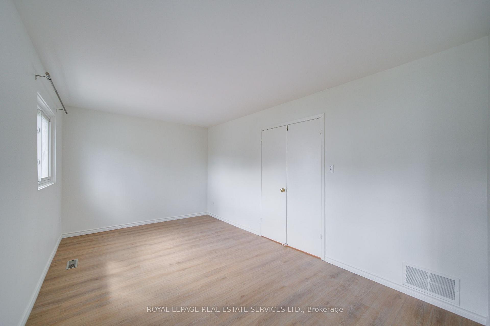 Photo 22 of Unit 4, 3500 Glen Erin Drive, Mississauga, Erin Mills — HOMEH