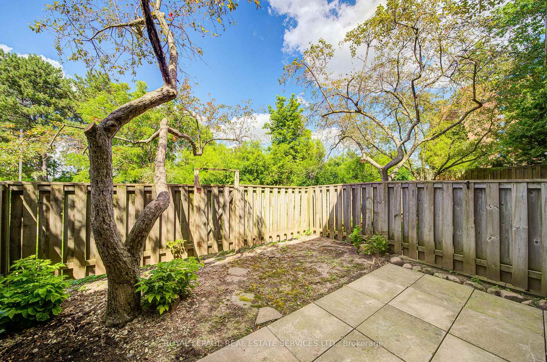 Photo 34 of Unit 4, 3500 Glen Erin Drive, Mississauga, Erin Mills — HOMEH