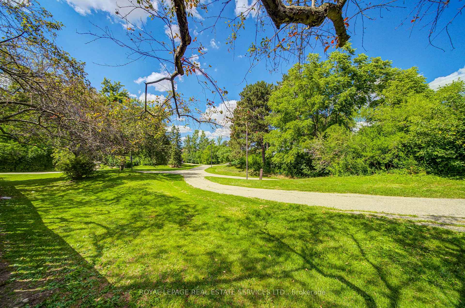 Photo 36 of Unit 4, 3500 Glen Erin Drive, Mississauga, Erin Mills — HOMEH
