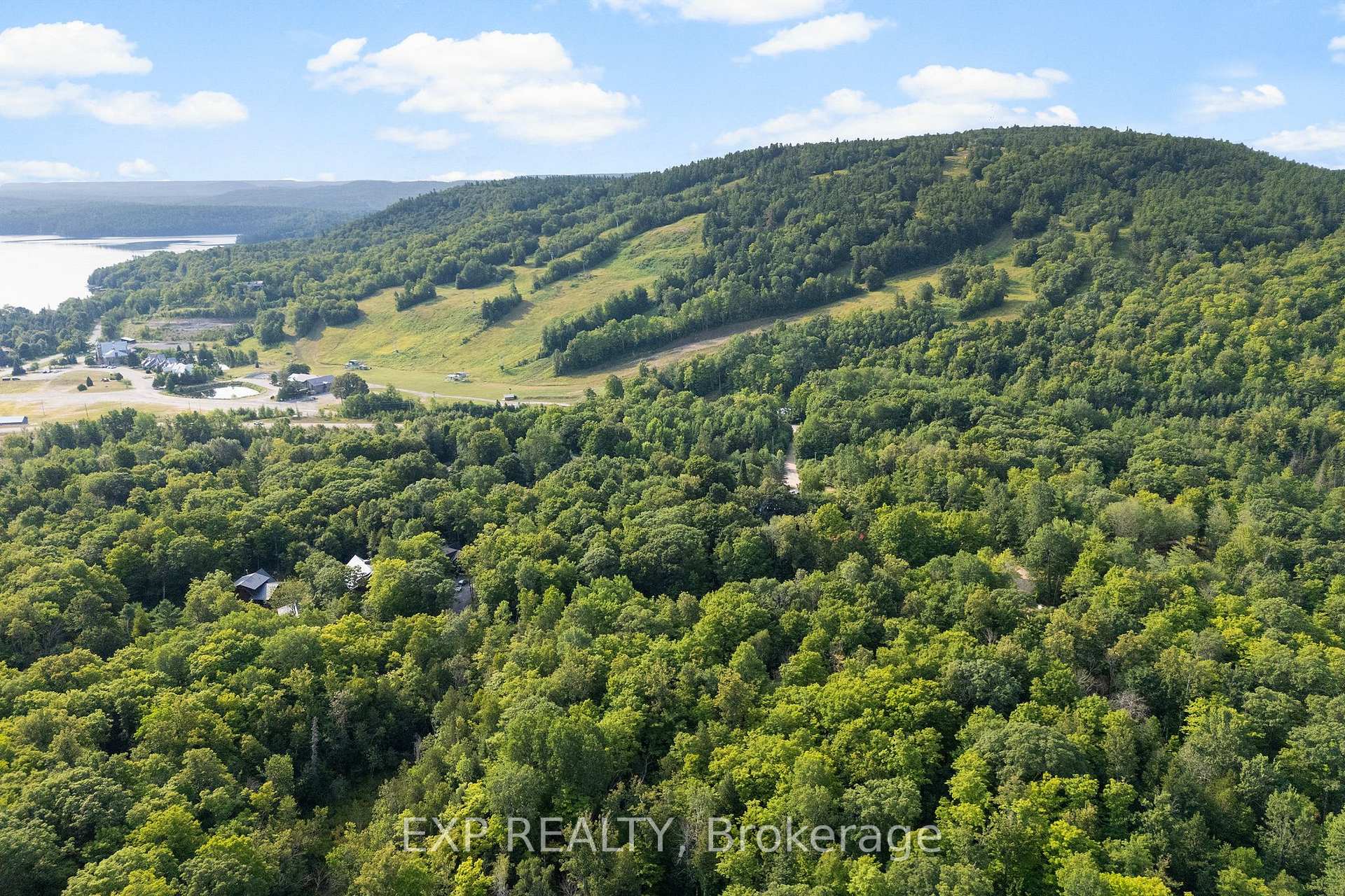 Photo 5 of 001 Crestview Drive, Greater Madawaska, Greater Madawaska — HOMEH