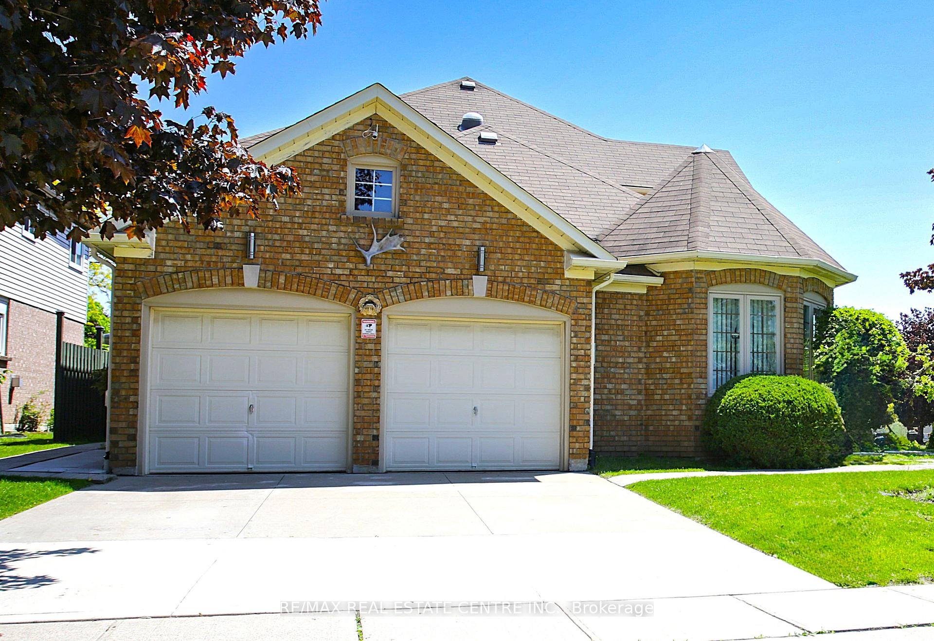 Photo 3 of 342 Saginaw Parkway, Cambridge, Fiddlesticks — HOMEH
