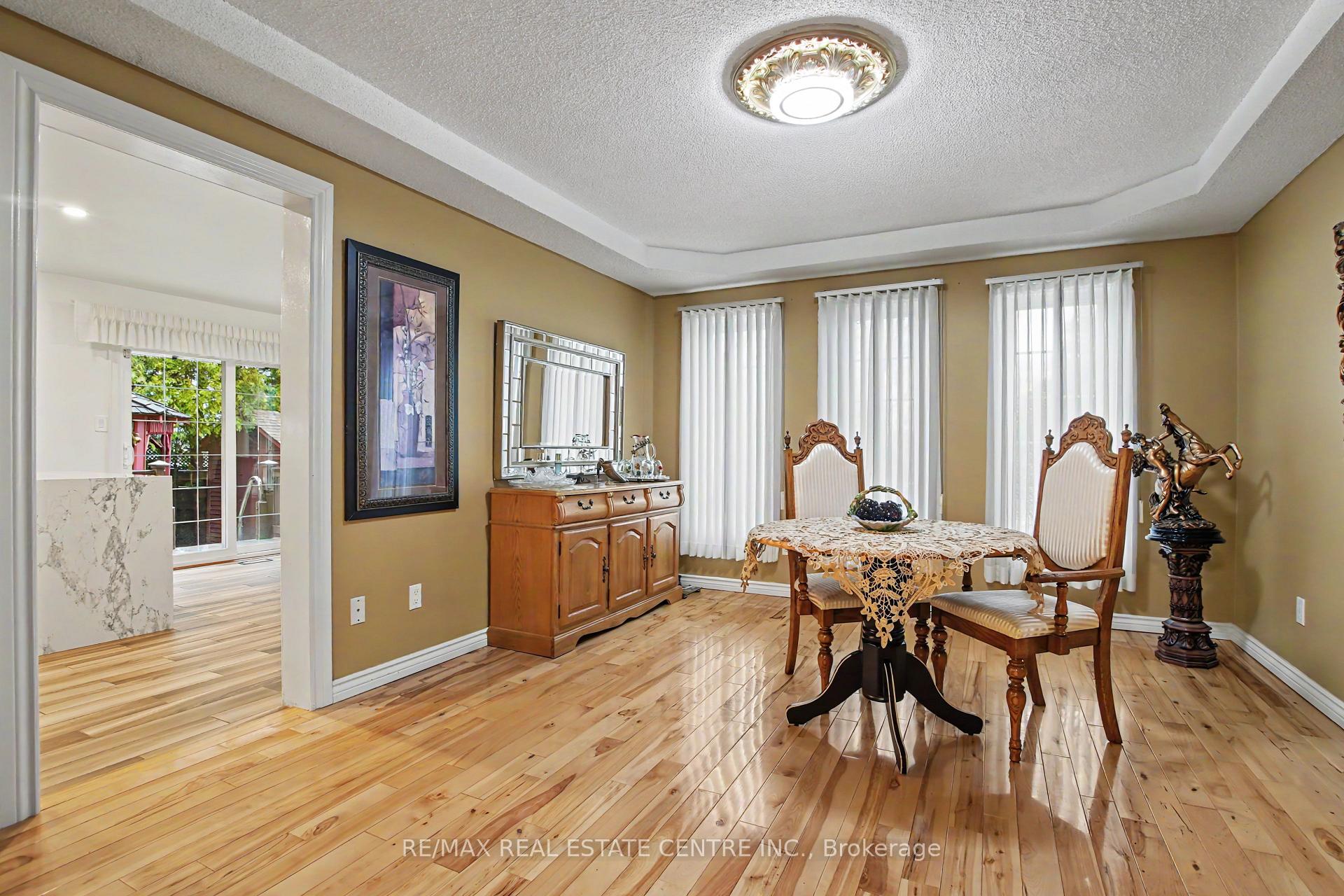 Photo 6 of 342 Saginaw Parkway, Cambridge, Fiddlesticks — HOMEH