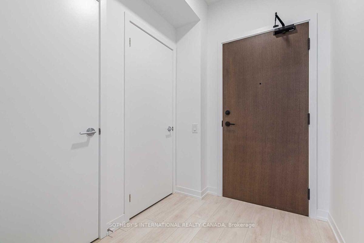 Photo 4 of Unit 2510, 4065 Confederation Parkway, Mississauga, City Centre — HOMEH