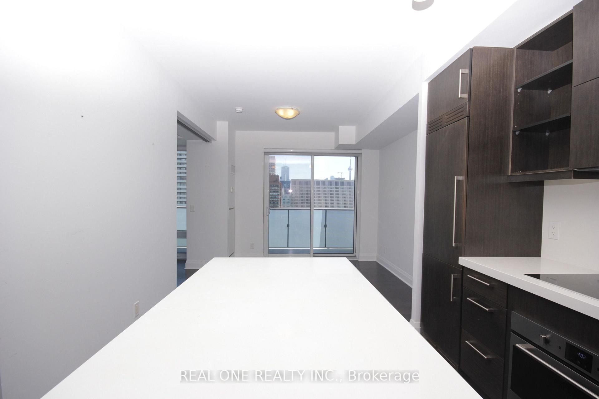 Photo 5 of Unit 1003, 65 St Mary Street, Toronto, Bay Street Corridor — HOMEH