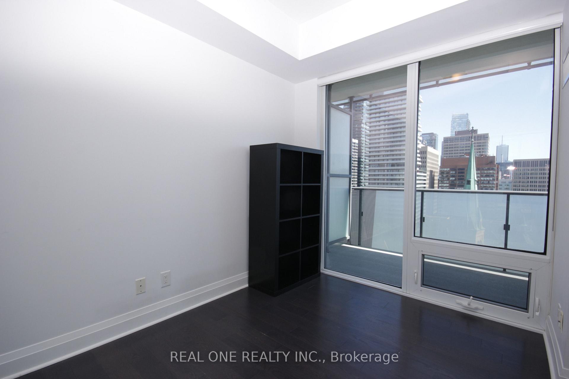 Photo 9 of Unit 1003, 65 St Mary Street, Toronto, Bay Street Corridor — HOMEH